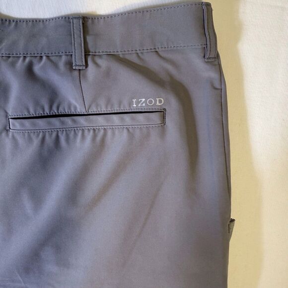 IZOD Golf Swing Flex Gray Chino Shorts Mens Size 40‎ Breathable Lightweight - Picture 8 of 13